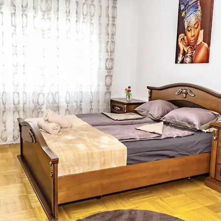 Spacious Rooms 5 Minutes To Wiener Stadthalle Exterior photo