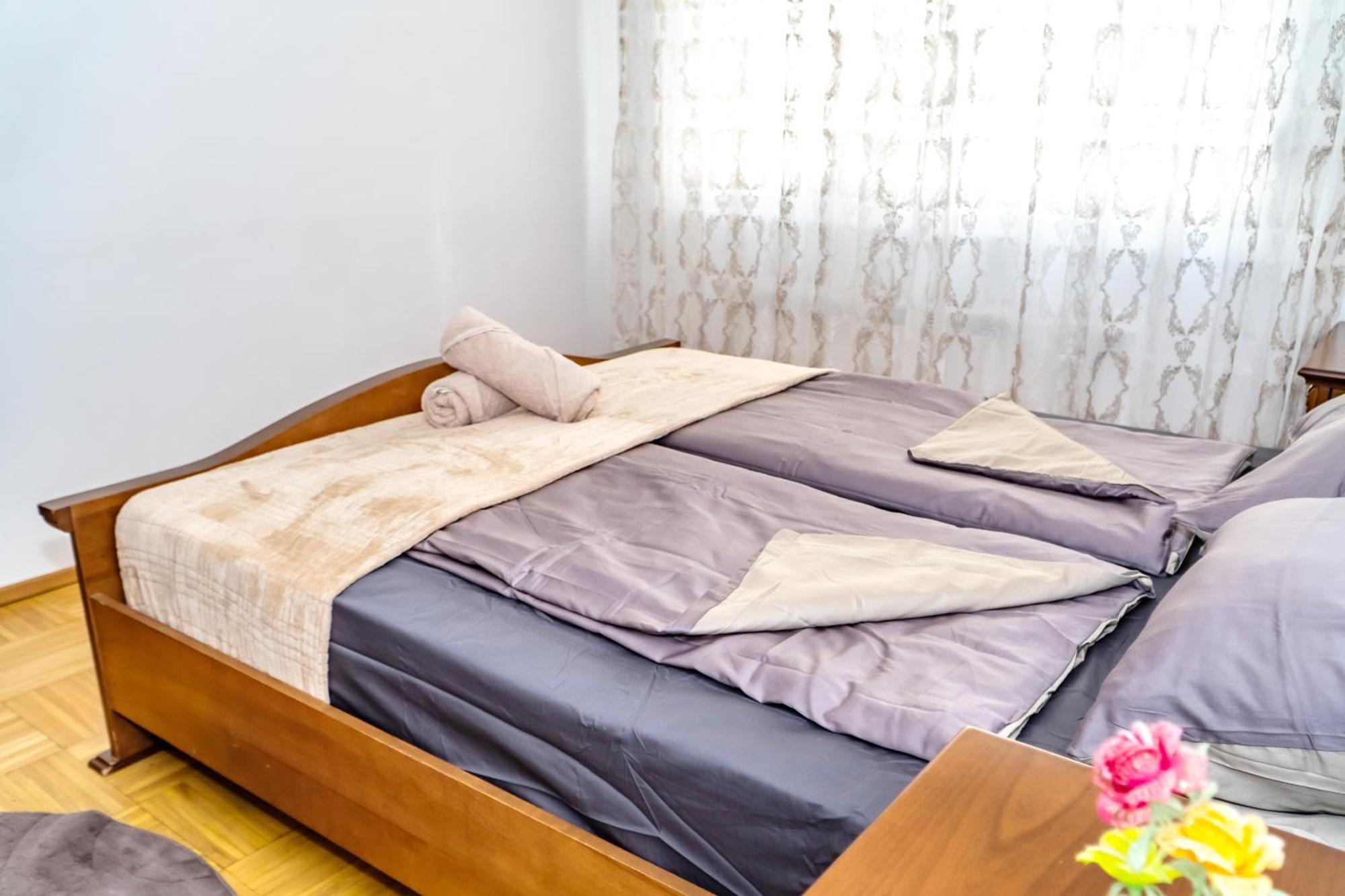 Spacious 5 Minutes To Wiener Stadthalle Homestay *